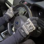 【画像】手袋・マフラー・コート！　冬の防寒アイテムが運転にもたらす危険とは 〜 画像1