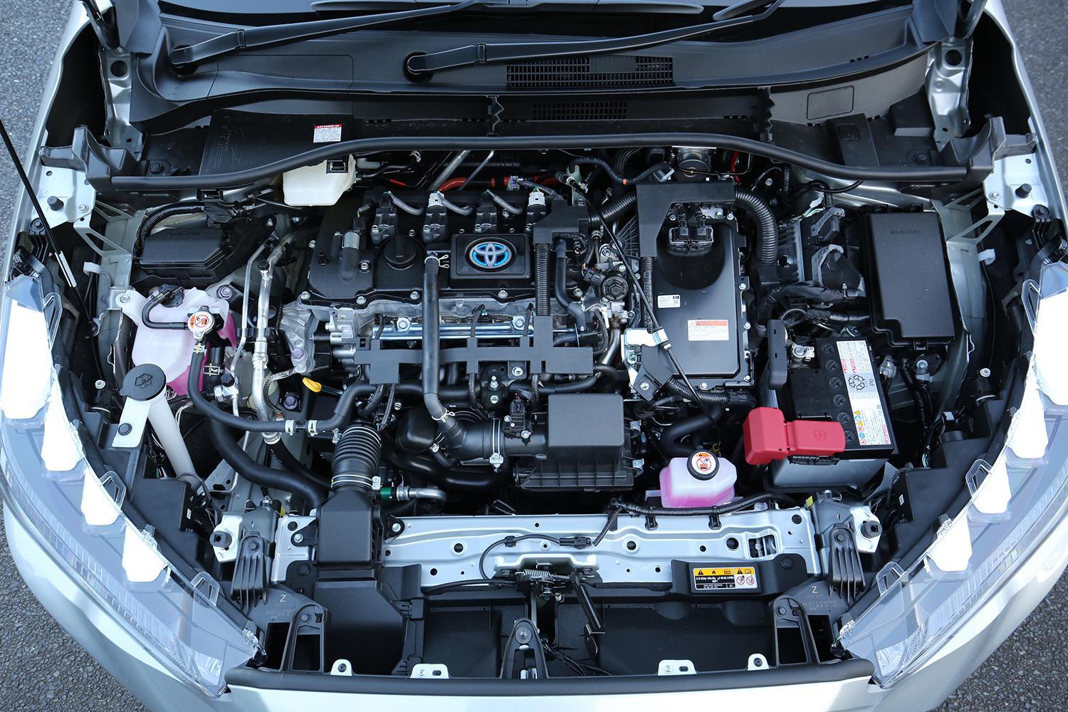 なんと水洗いもokだった クルマのエンジンルームの洗い方とは 自動車情報 ニュース Web Cartop