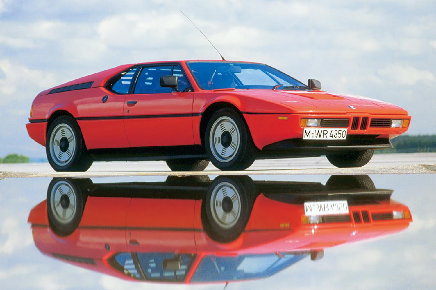 BMW M1の真正面スタイリング