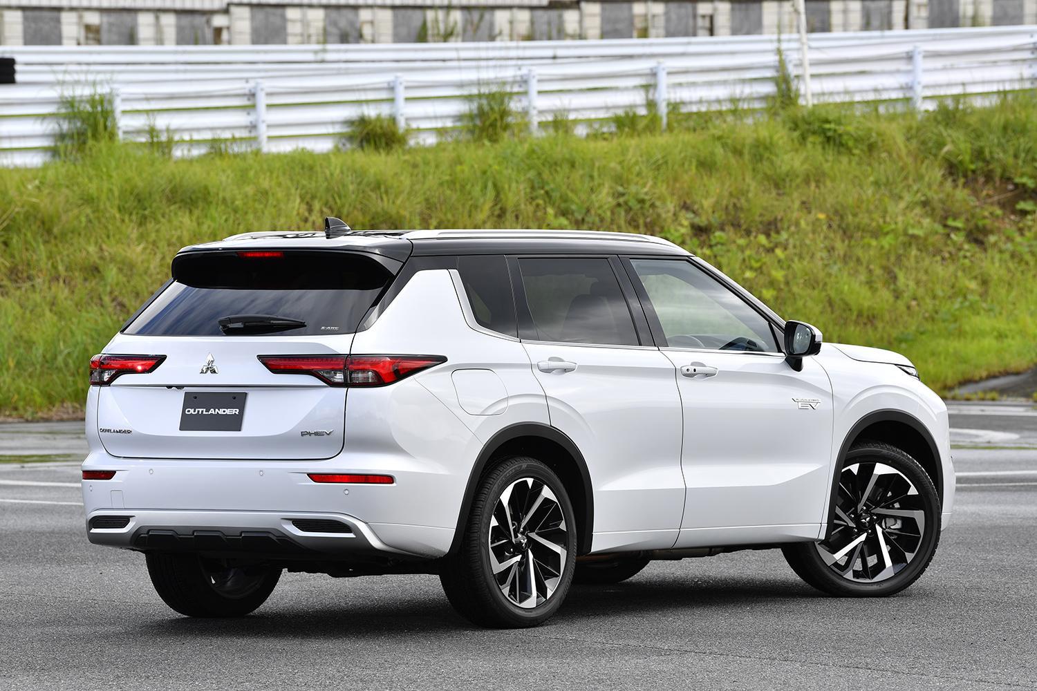 三菱「アウトランダーPHEV」と「エクリプスクロスPHEV」それぞれの役割