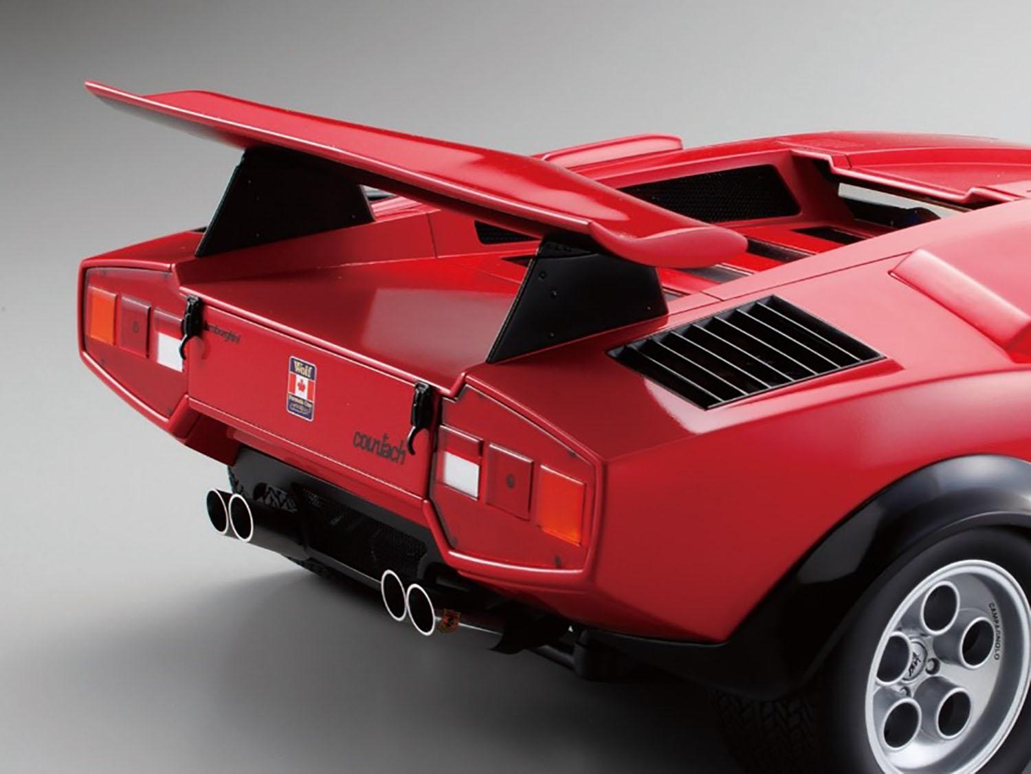 　1/8スケール「ランボルギーニ カウンタック LP 500S」の組み立てキットが再販