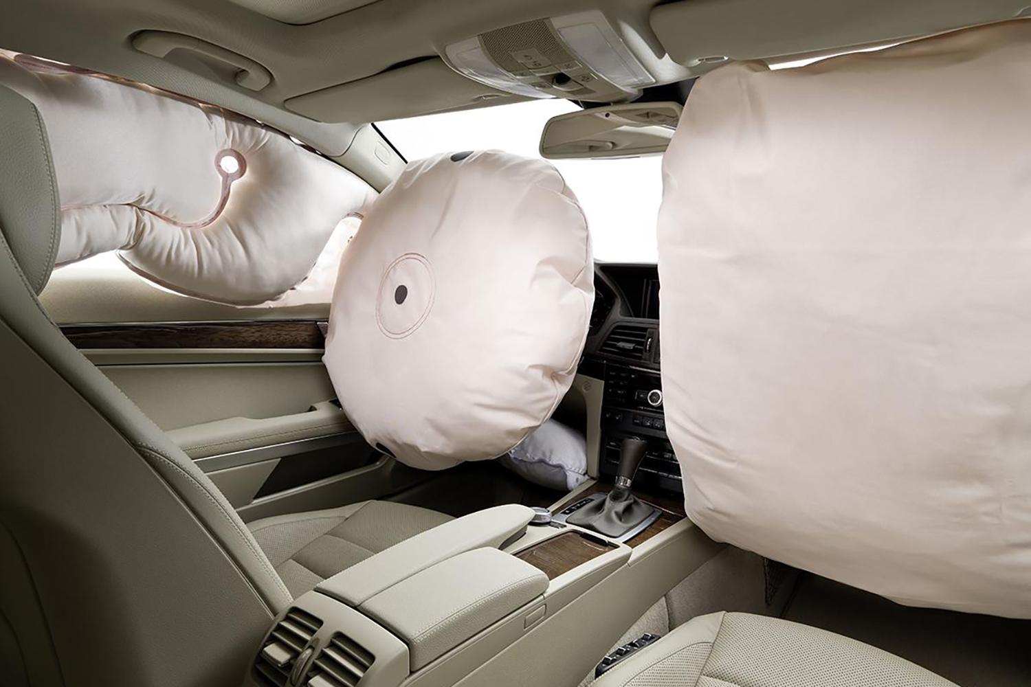webcartop_seatbeltairbag_002