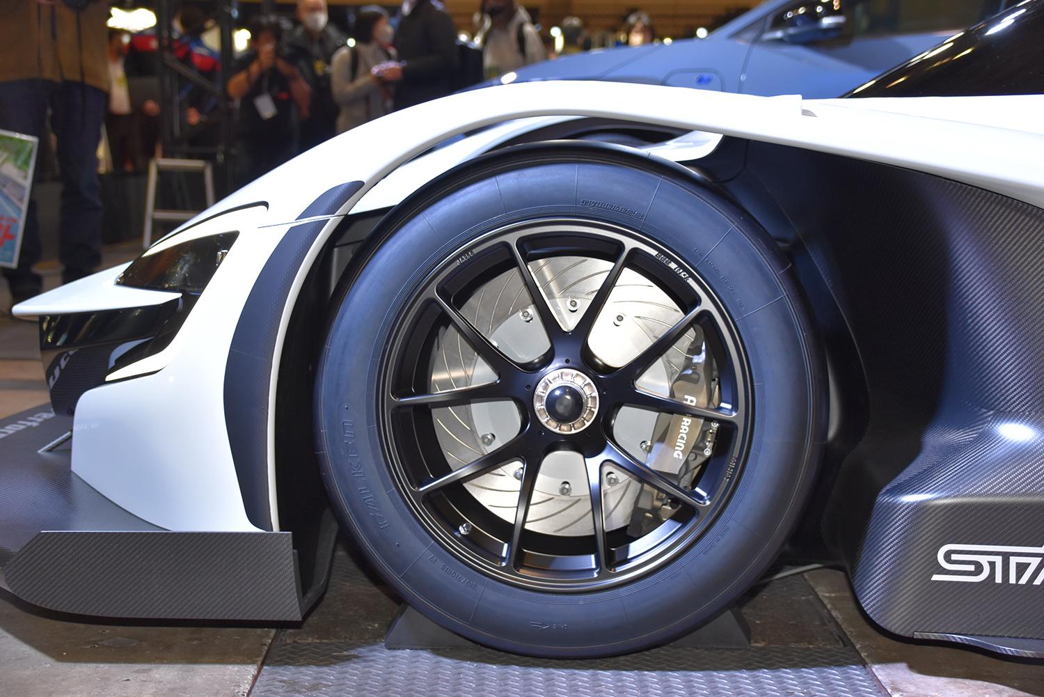 東京オートサロン2022のSUBARU／STIブース詳細