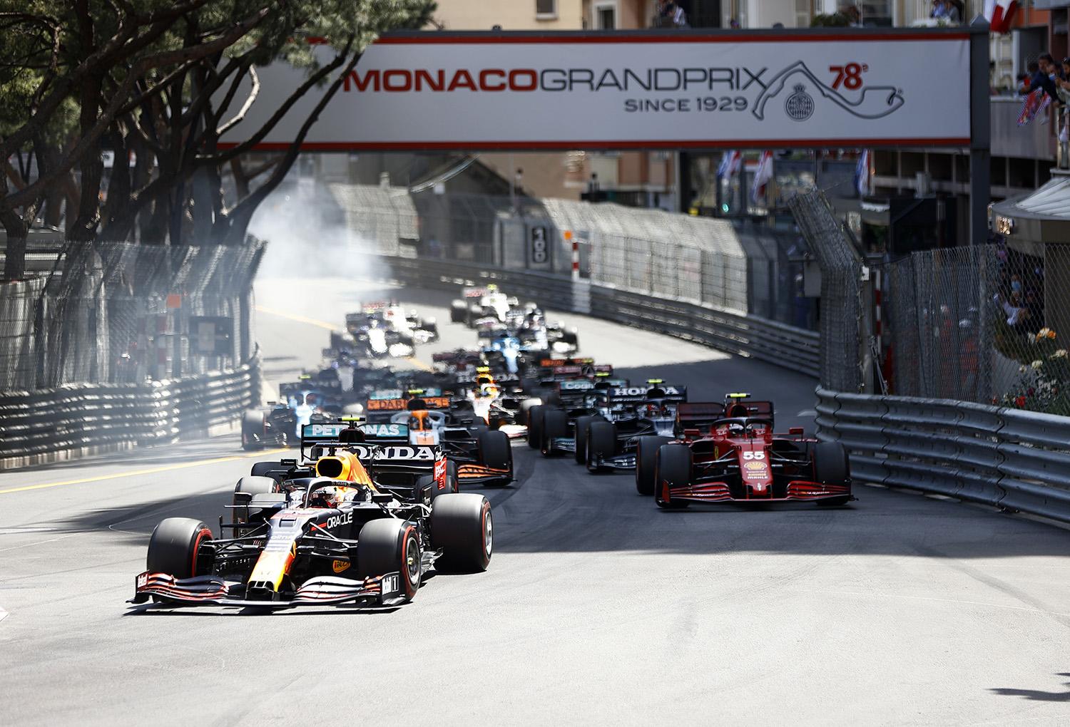 前がものすごーく遅くても抜けない！ レース自体は至極単調な「F1 