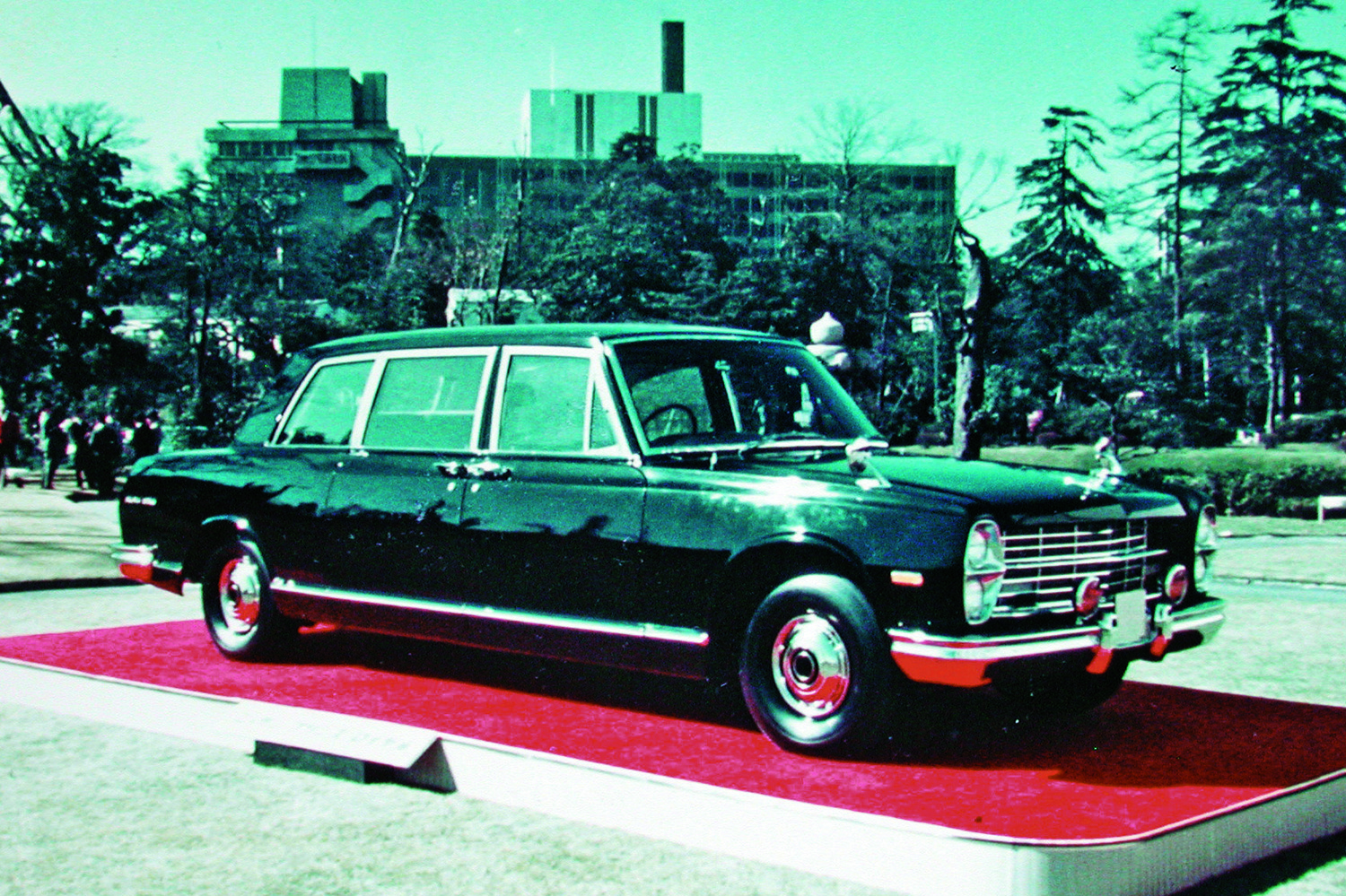 国産乗用車で最大の排気量6 4リッター 車重は3トン超え たった7台だけの日産プリンスロイヤルという激レア車の中身 写真8 Goo 自動車 国産乗用車で最大の排気量6 4リッター 車重は3トン超え たった7台だけの日産プリンスロイヤルという激レア車の中身 写真8 Goo 自動車