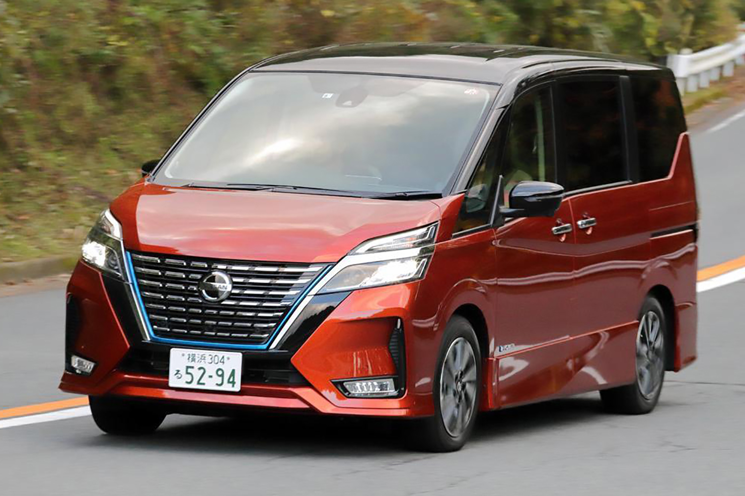 日産セレナ 〜 画像1