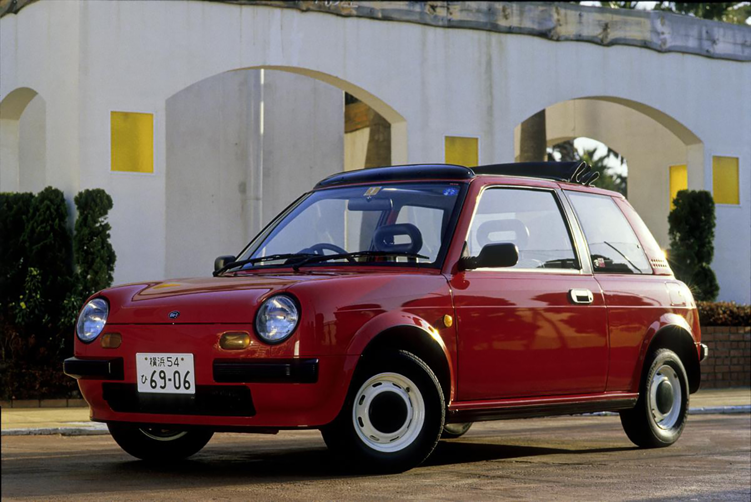 日産マーチ40年の歴史を振り返る