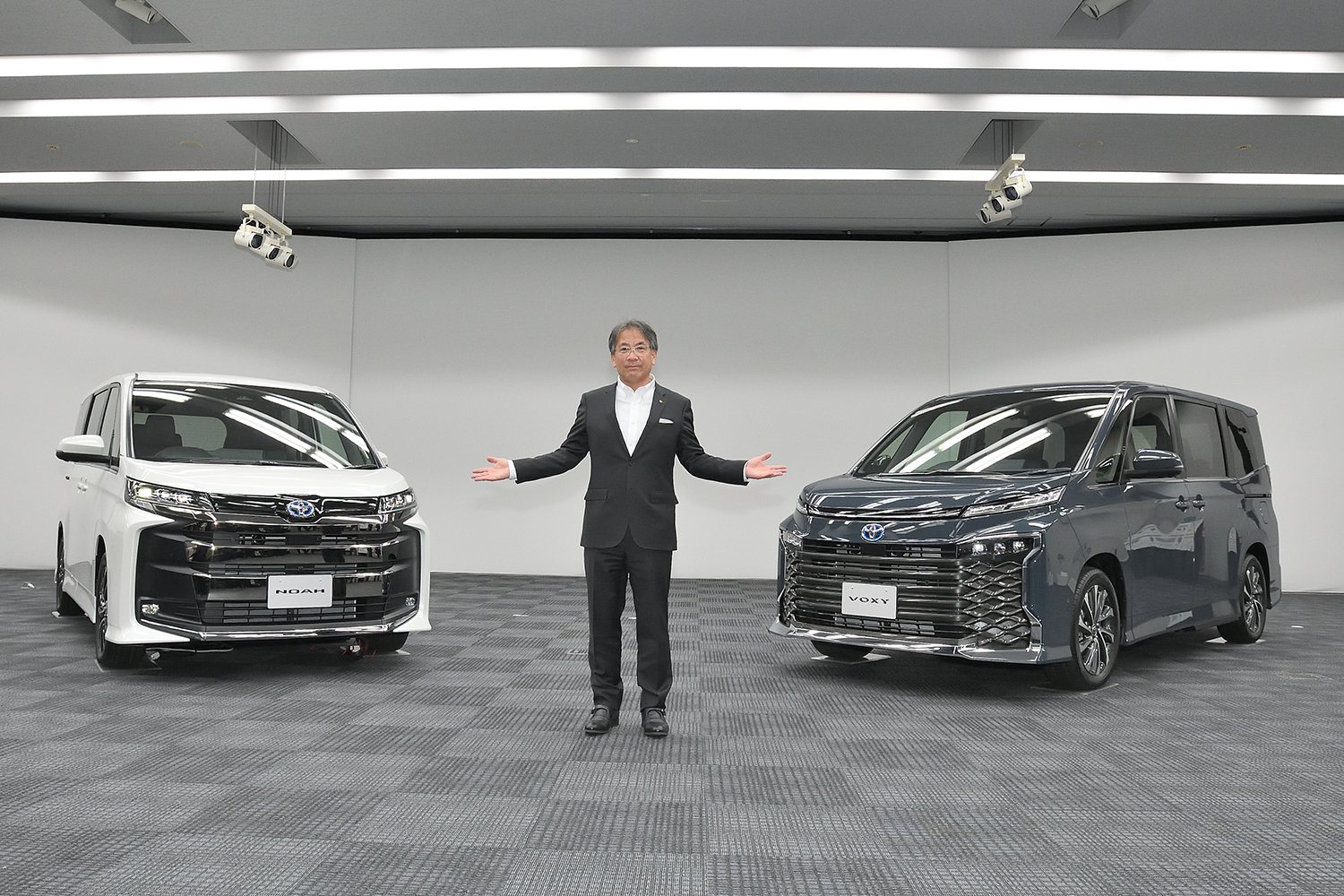 新型ノア ヴォクシーの納期がすでにヤバい 年内納車がムリな可能性もある 37j問題 とは 自動車情報 ニュース Web Cartop 新型ノア ヴォクシーの納期がすでにヤバい 年内納車がムリな可能性もある 37j問題 とは 自動車情報 ニュース Web Cartop