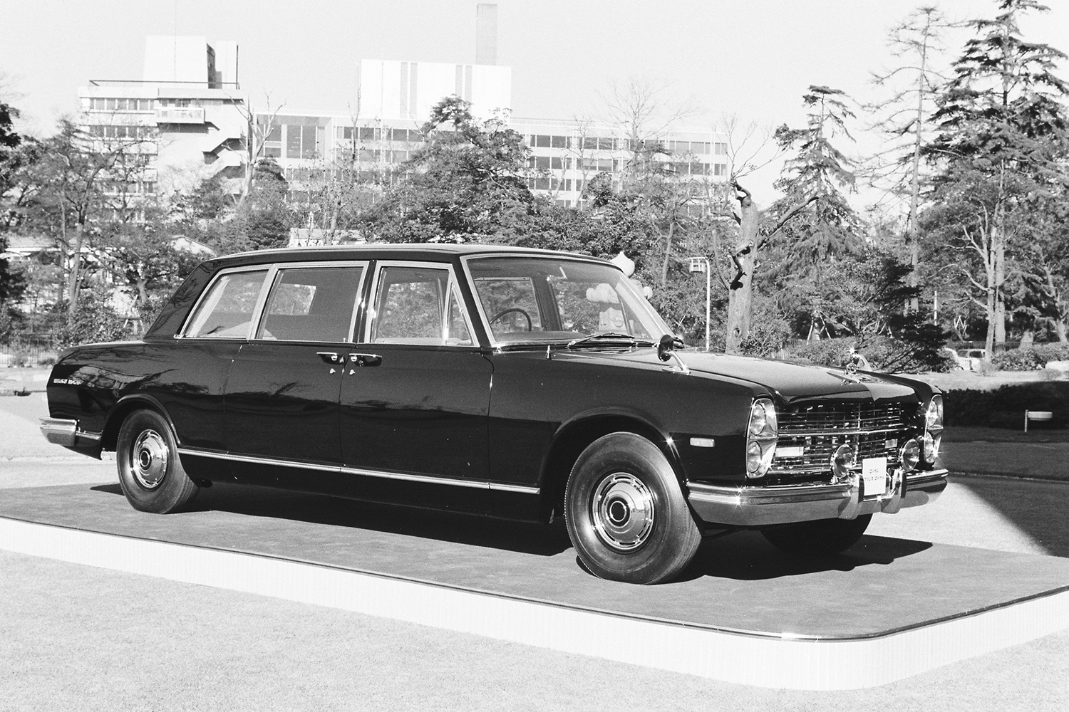 国産乗用車で最大の排気量6 4リッター 車重は3トン超え たった7台だけの日産プリンスロイヤルという激レア車の中身 写真6 Goo 自動車 国産乗用車で最大の排気量6 4リッター 車重は3トン超え たった7台だけの日産プリンスロイヤルという激レア車の中身 写真6 Goo 自動車