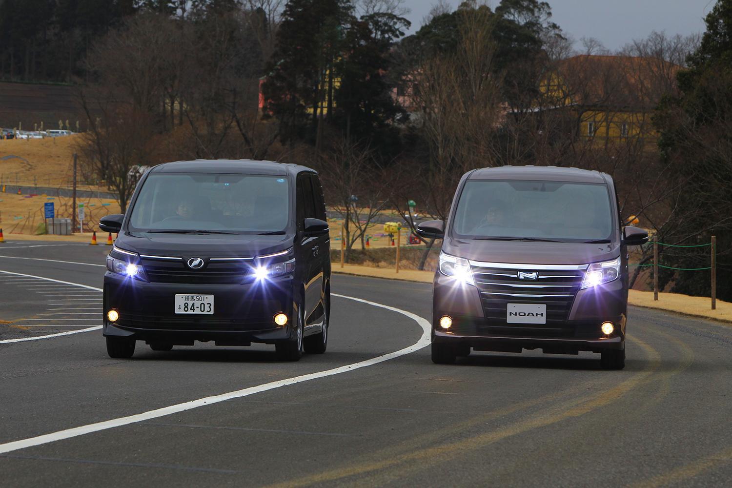 新型トヨタ・ノア＆ヴォクシーの納期