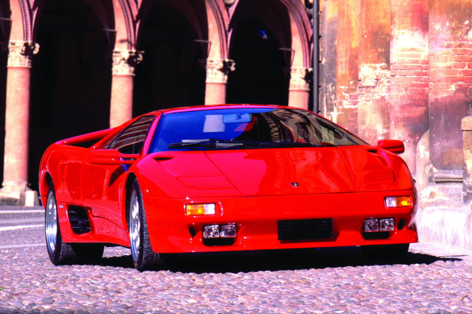 ランボルギーニの1990年代を支えた「ディアブロ」