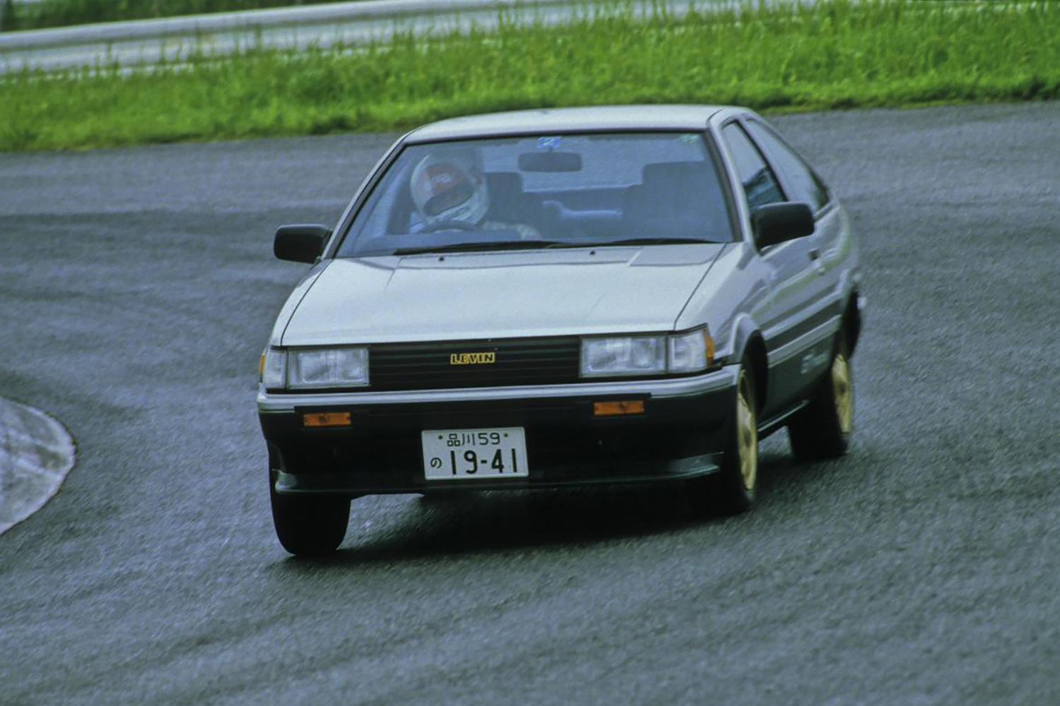トヨタ・カローラレビン（AE86）の走り 〜 画像3