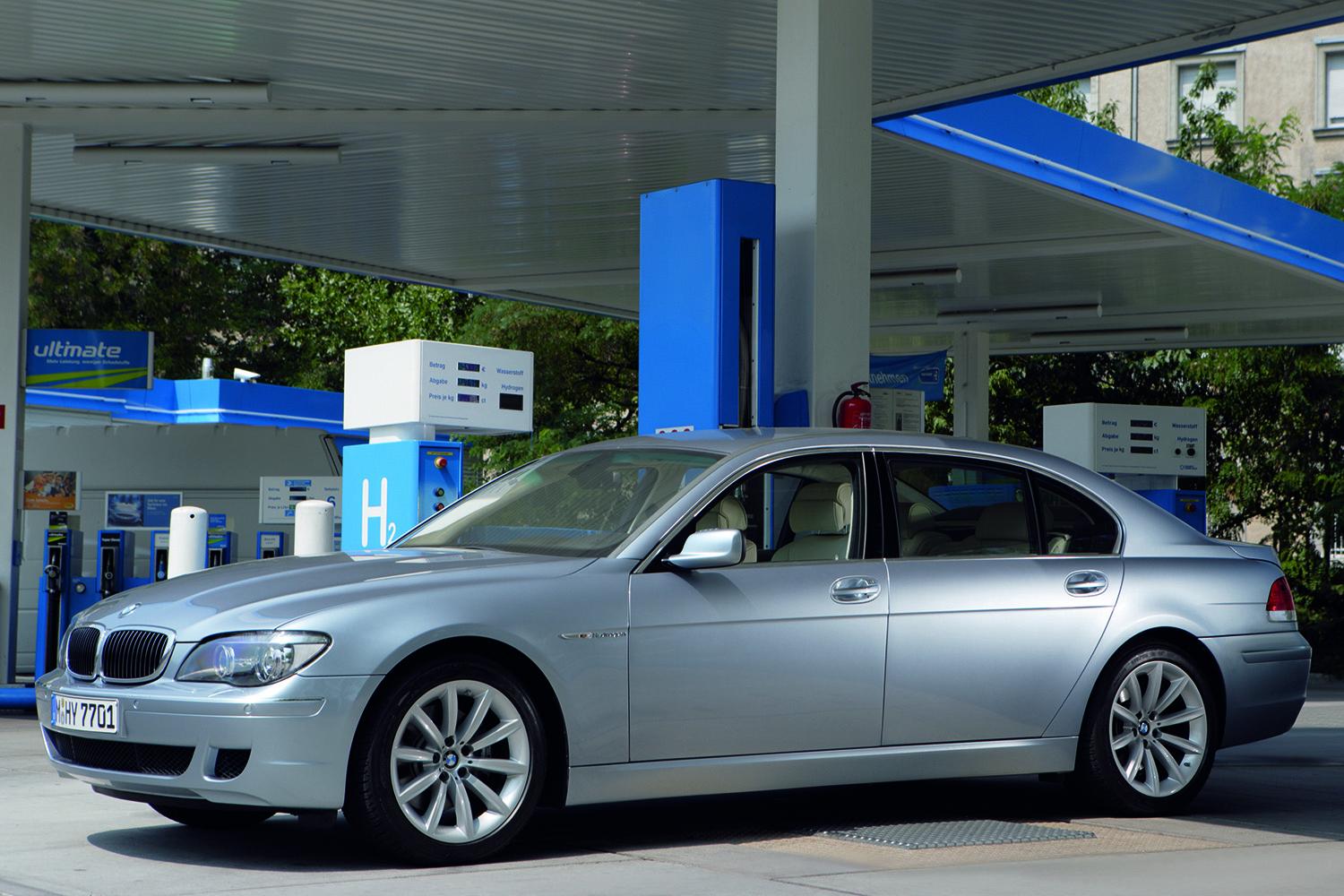 BMWの水素燃料車のフロントスタイリング 〜 画像2