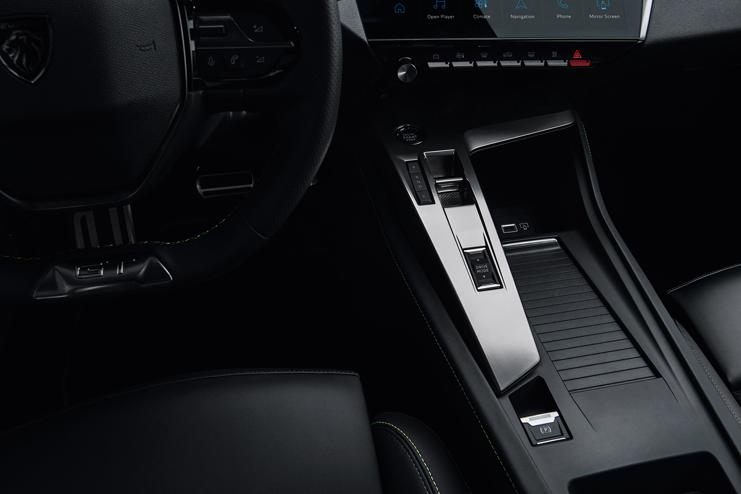 PEUGEOT_308PHEV_239_FR