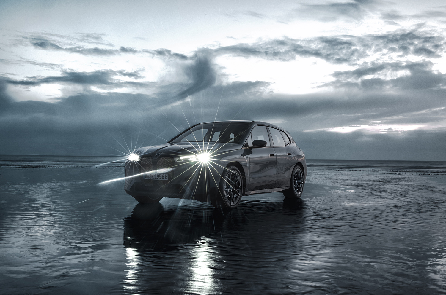 「BMW iX」のラインアップに『BMW iX M60』を追加し販売を開始 〜 画像18