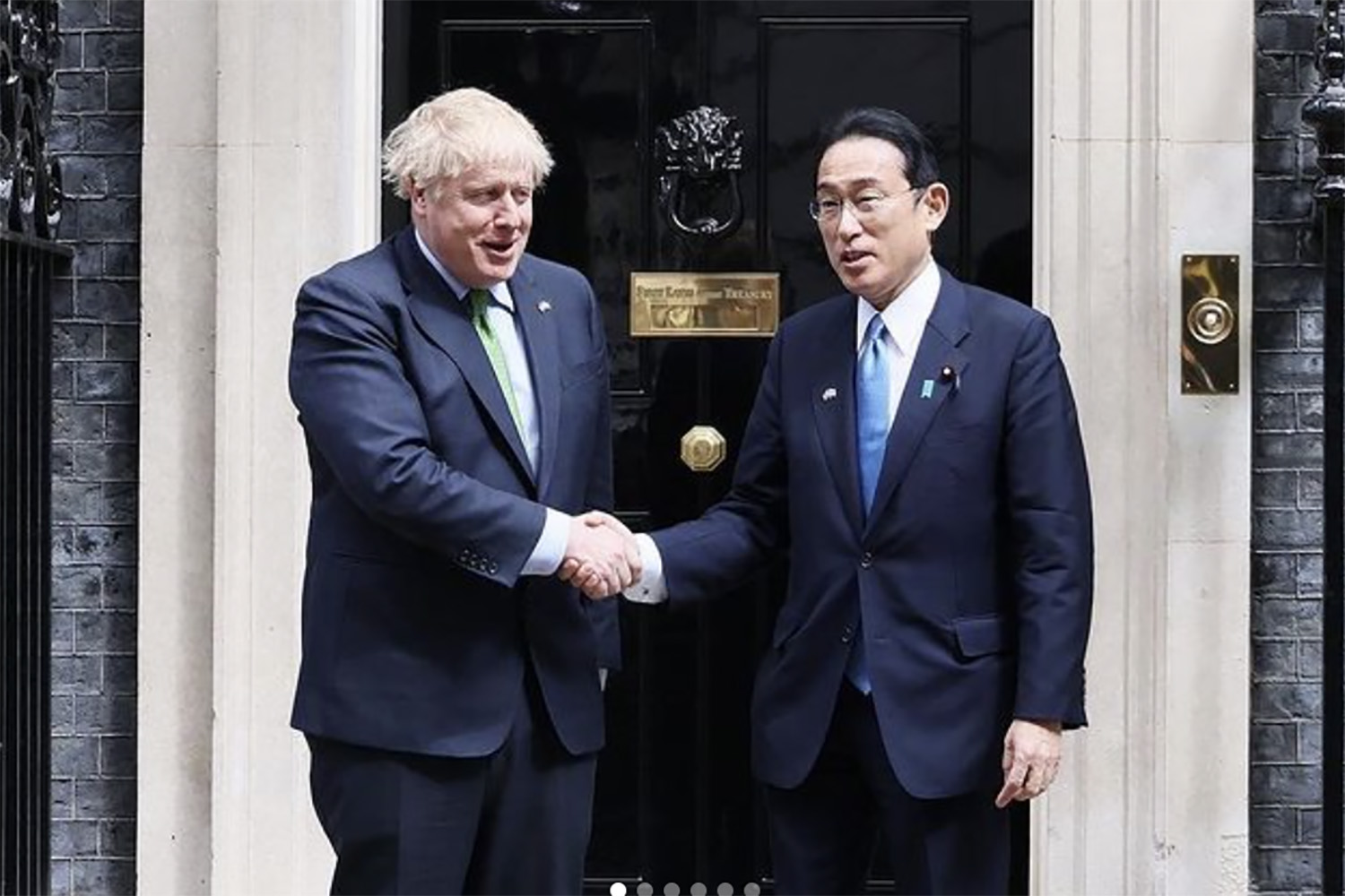 イギリスのジョンソン首相と日本の岸田総理 〜 画像1