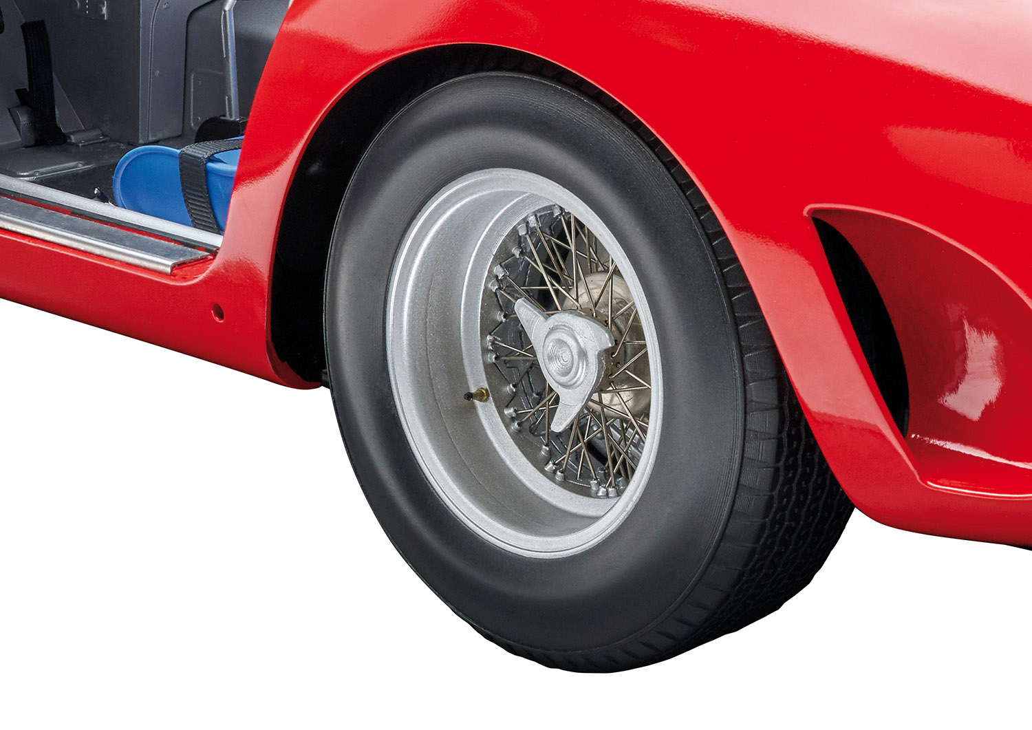 デアゴスティーニ･ジャパンから1/8スケールで組み立てる『フェラーリ 250 GTOをつくる』を発売 〜 画像8
