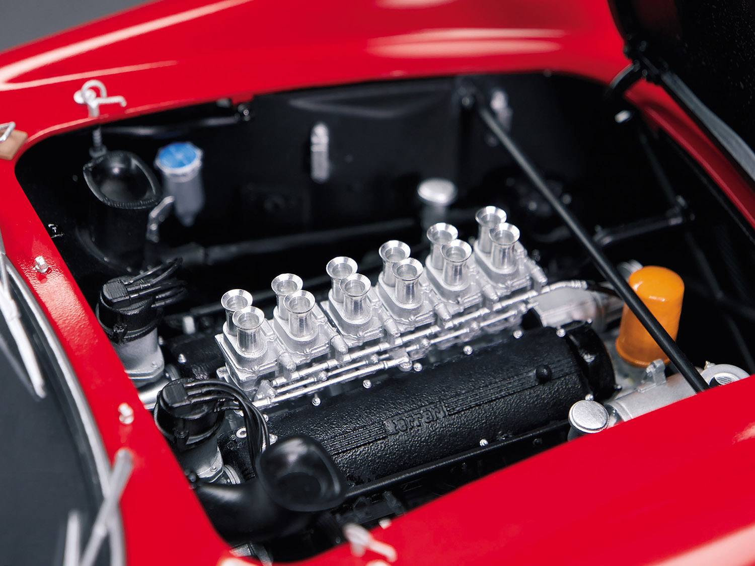 デアゴスティーニ･ジャパンから1/8スケールで組み立てる『フェラーリ 250 GTOをつくる』を発売 〜 画像9