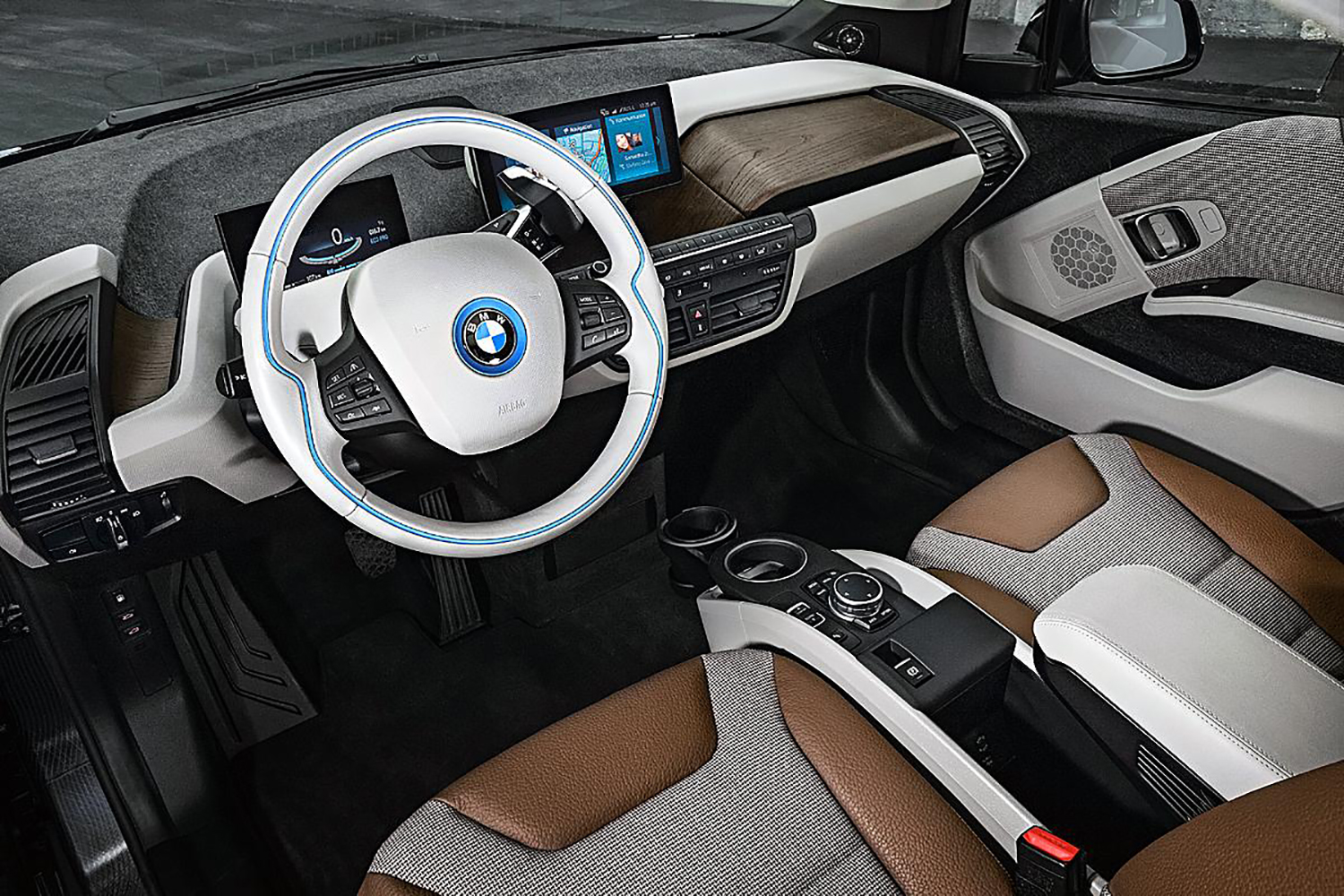 BMW i3の内装 〜 画像19