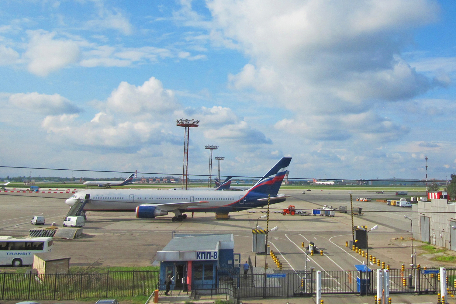 ロシア・モスクワの空港 〜 画像1