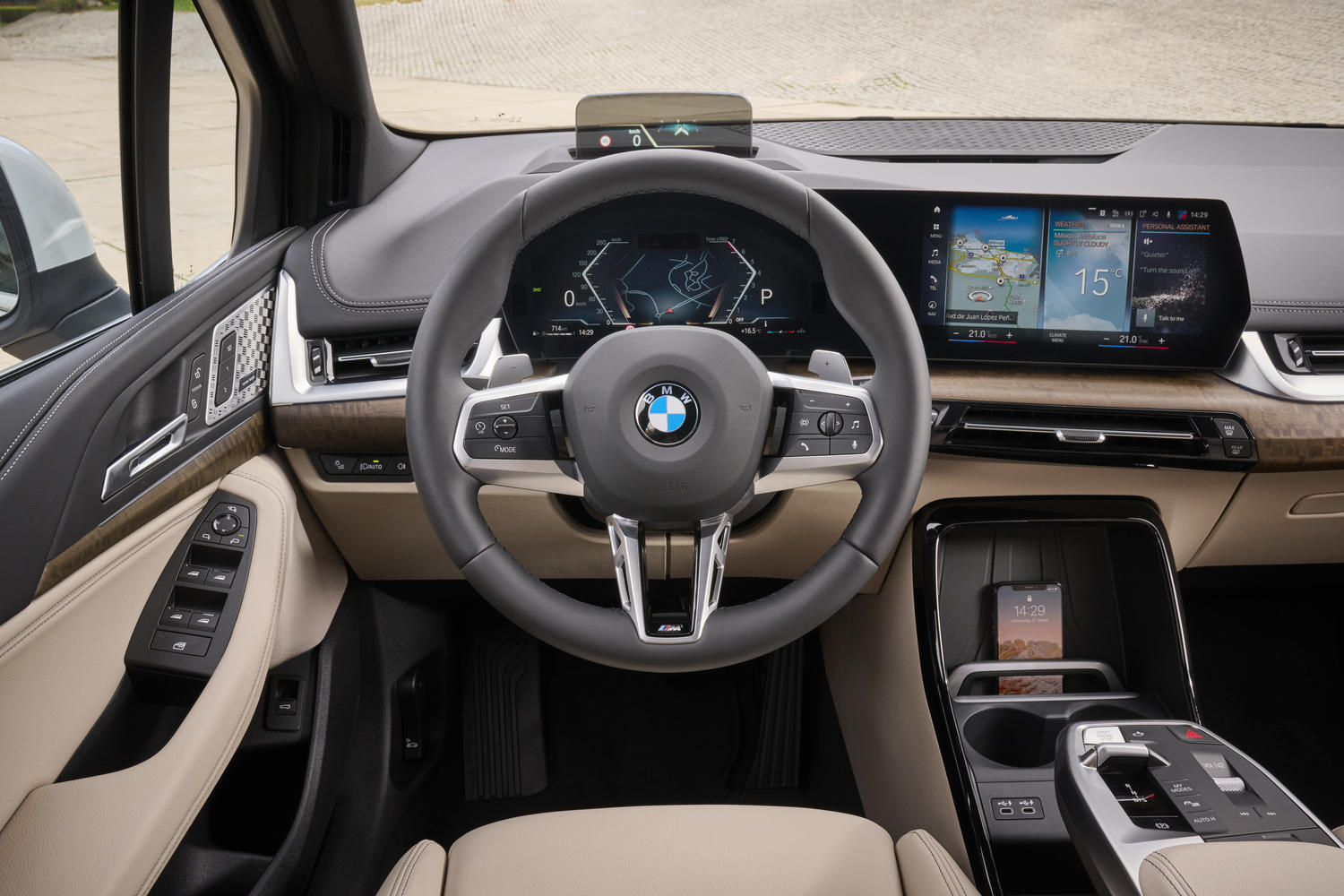 BMWの2シリーズ アクティブツアラーの内装の写真 〜 画像2