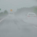 【画像】凄いぞニッポンの高速道路！　雨なのに水しぶきが上がらない＆騒音まで抑える「排水性舗装」とは 〜 画像6