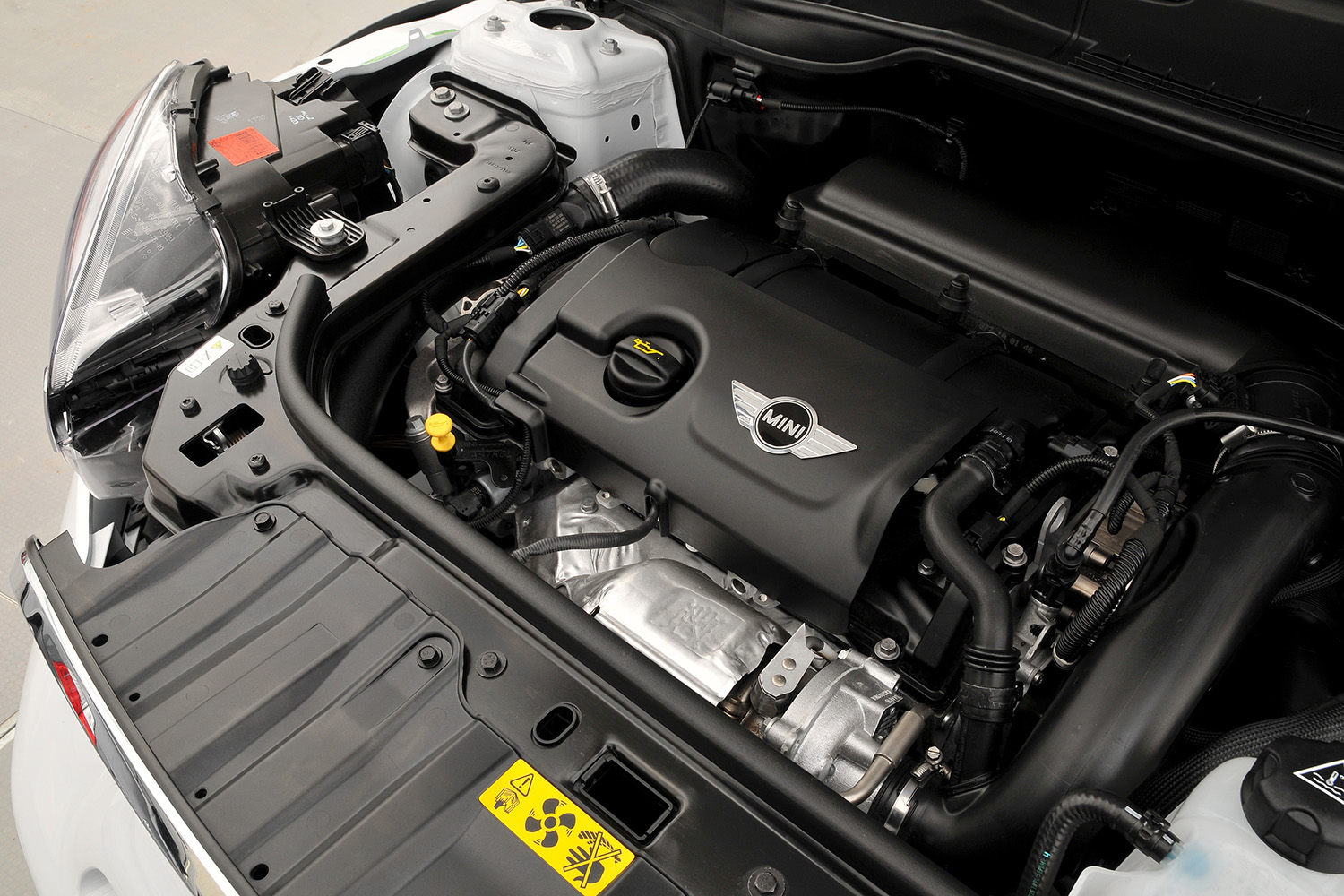 BMW ミニの1.5リッター3気筒エンジン 〜 画像11