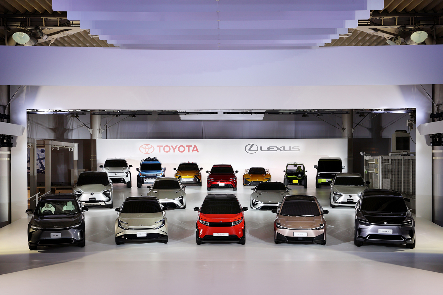 トヨタのEV戦略発表会で発表された16台のEV