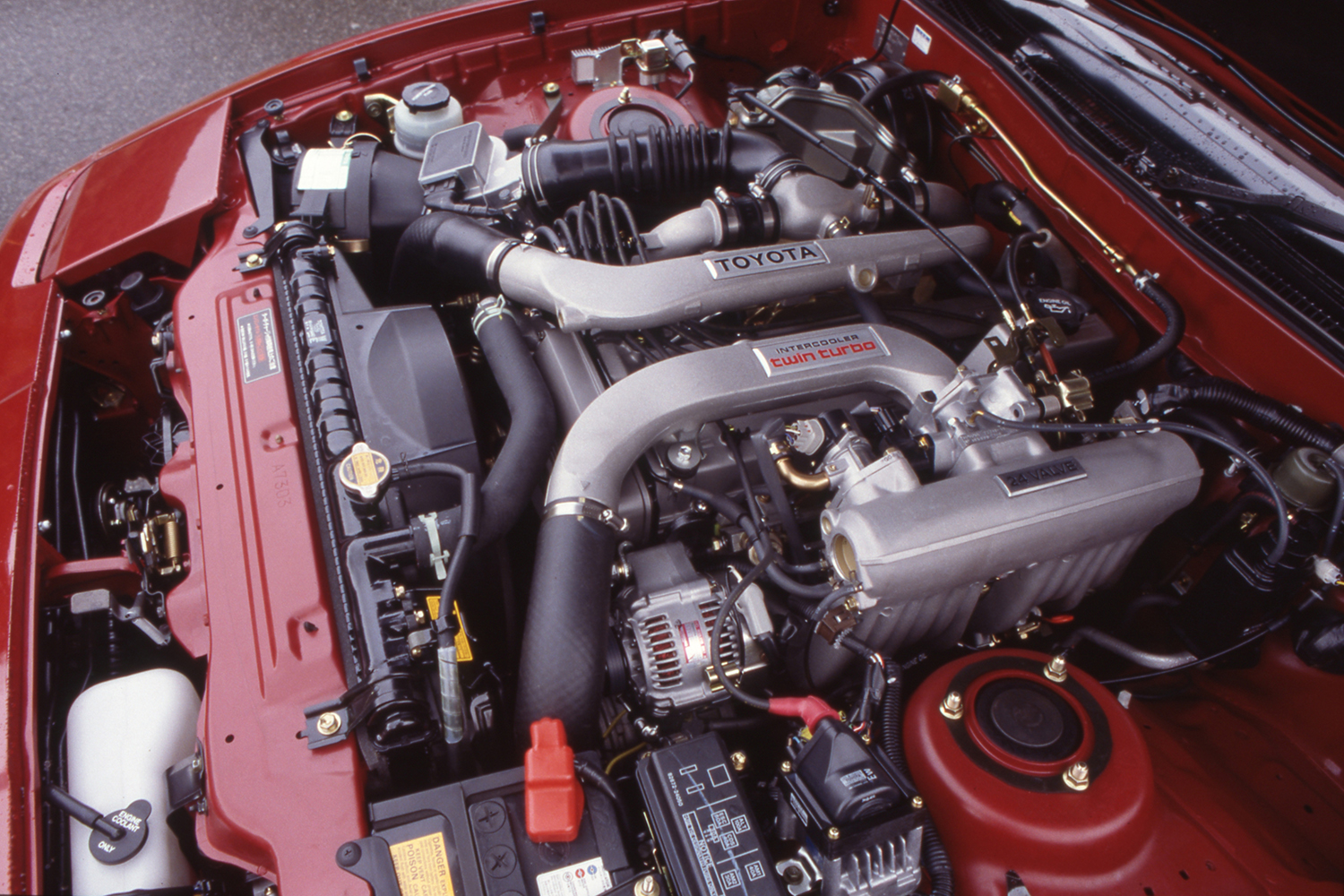 トヨタ・A70スープラのエンジン
