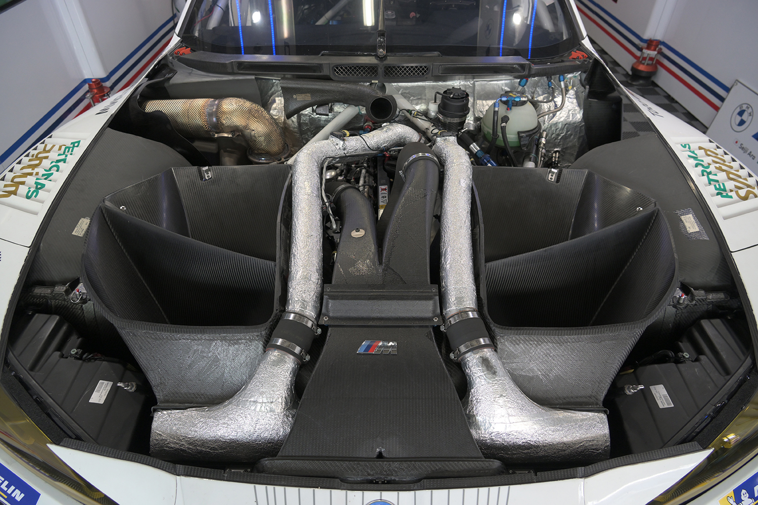 M4 GT3エンジン 〜 画像4