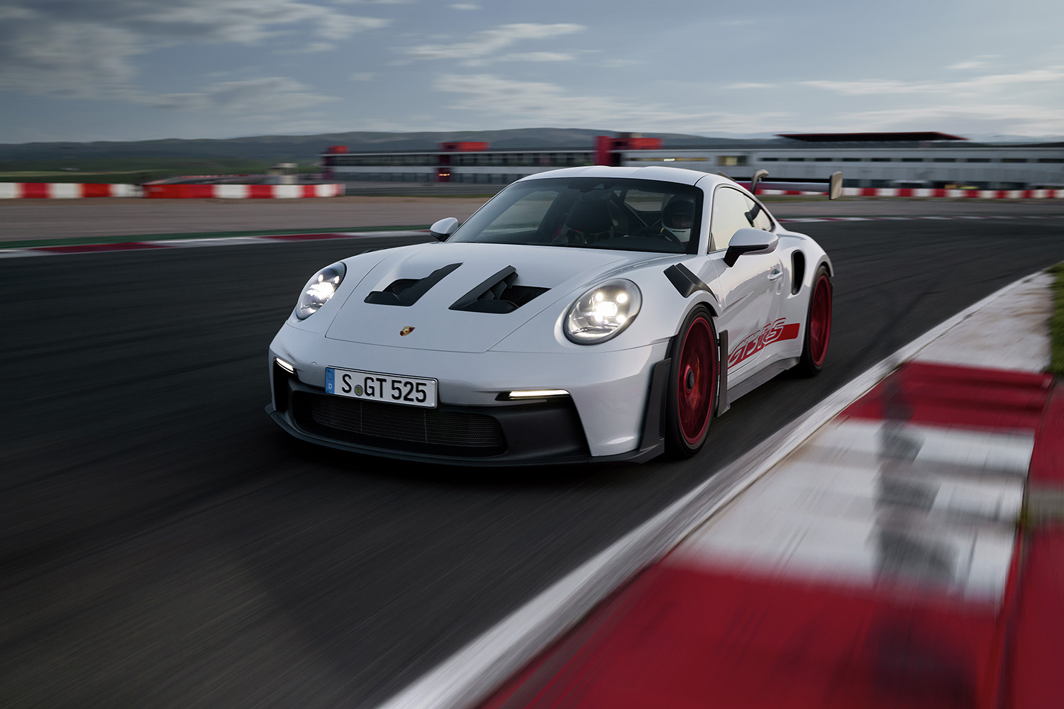 ポルシェ「911 GT3 RS」の予約受注開始