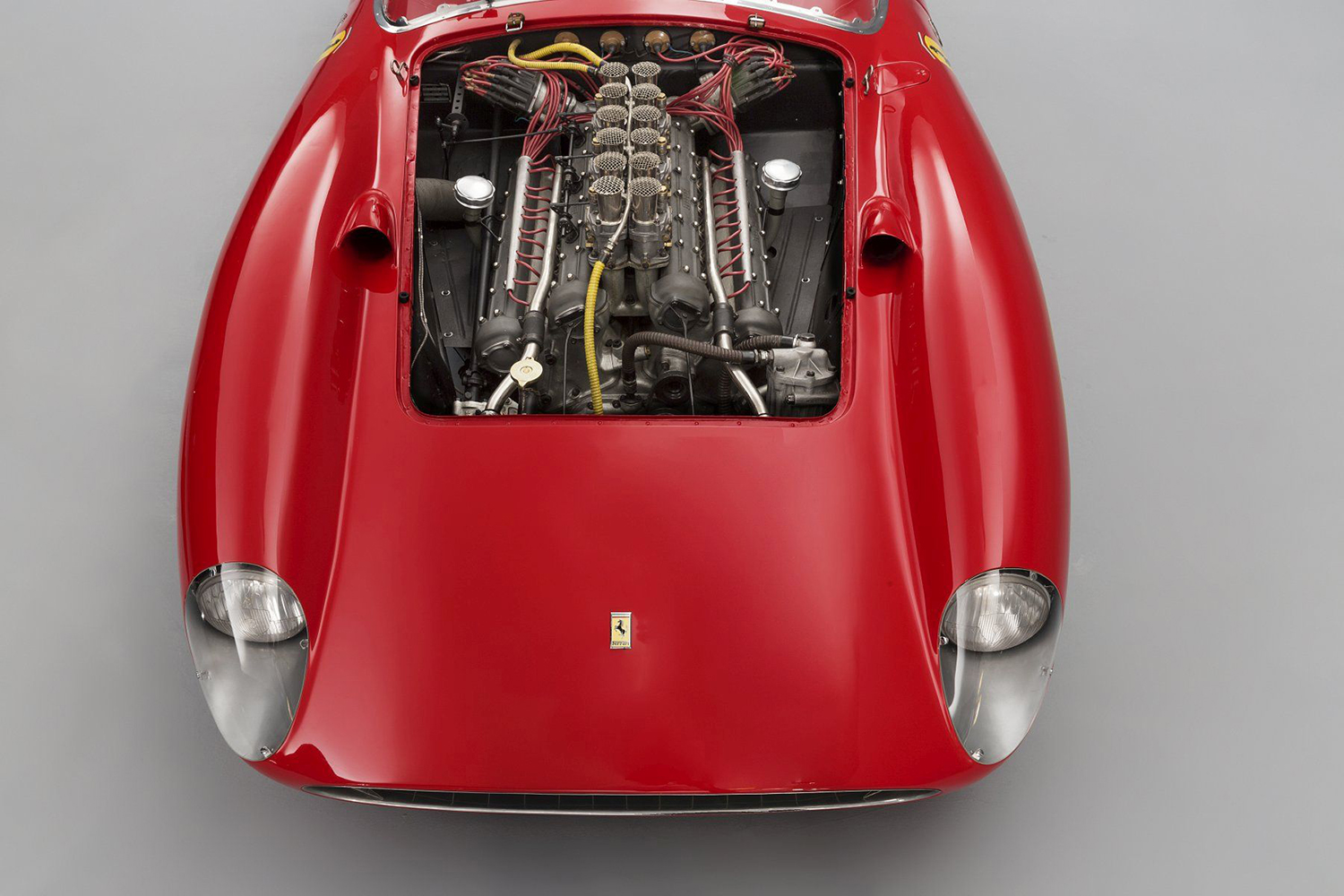 フェラーリ335Sのエンジン