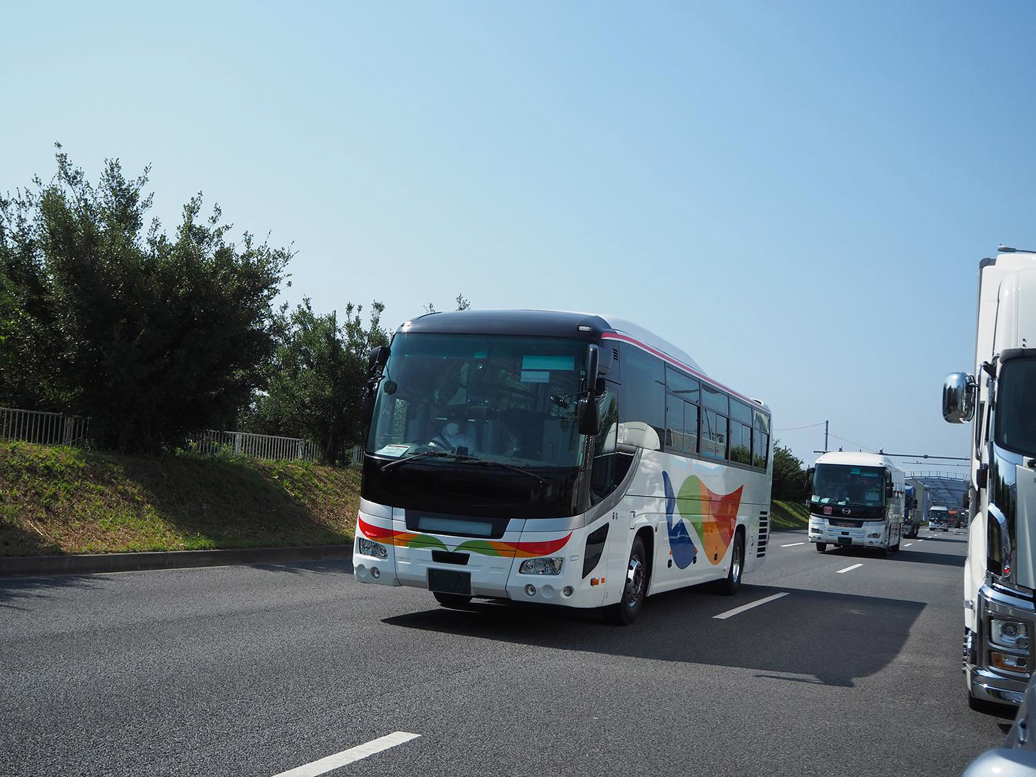 観光バス 〜 画像3