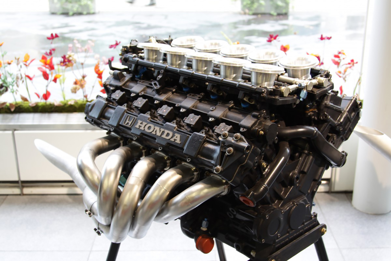 ホンダF1 V10エンジン 〜 画像1