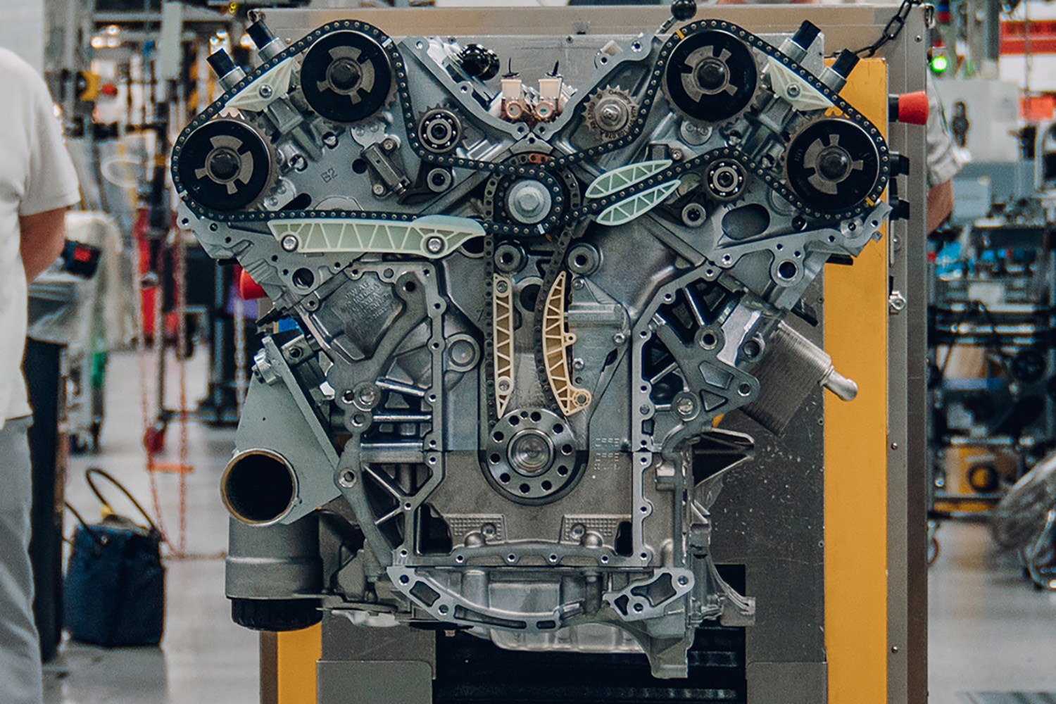 ベントレーのW12エンジン