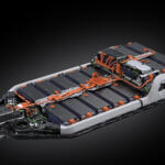 【画像】電池容量の性能向上で航続距離450kmを達成！　レクサスUX300eの一部改良を発表 〜 画像6