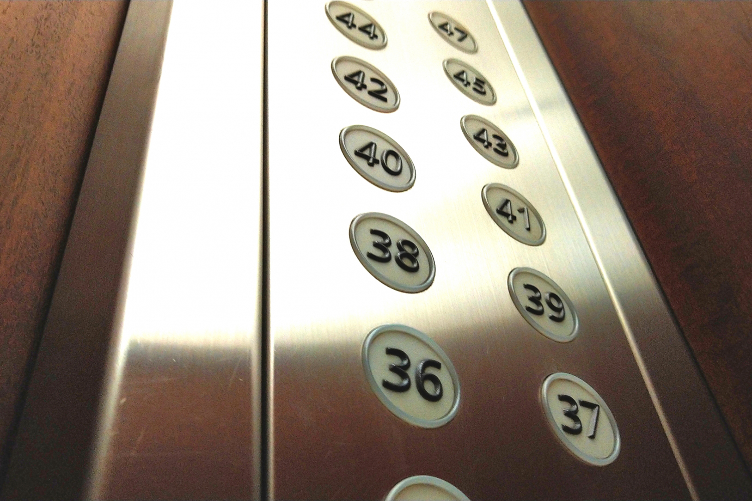 エレベーターのボタン 〜 画像2