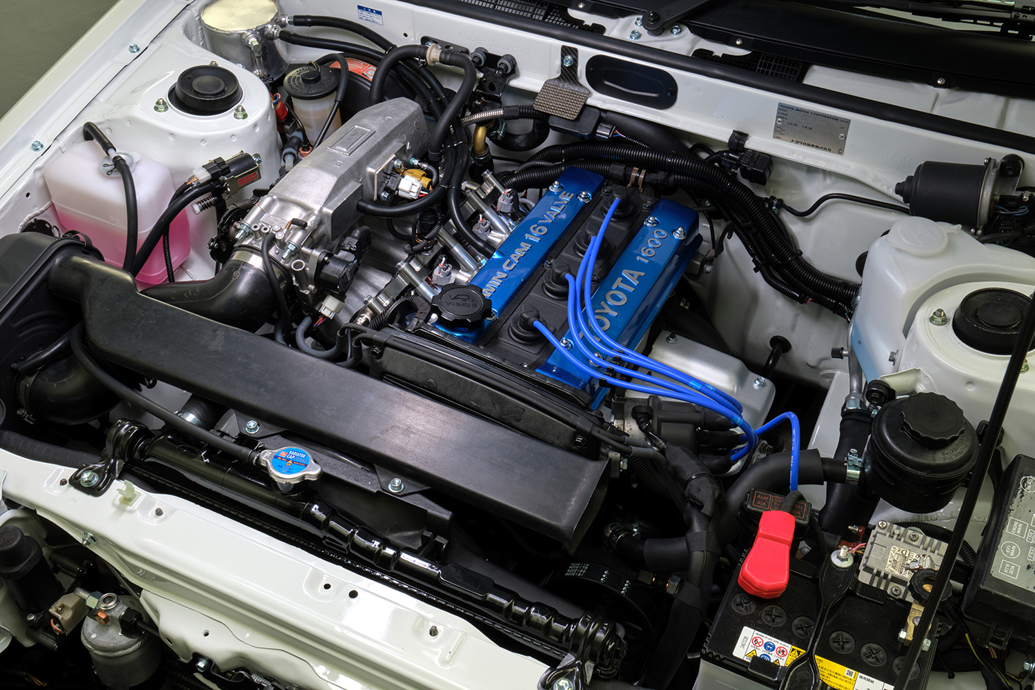 トヨタAE86水素コンバージョンエンジン