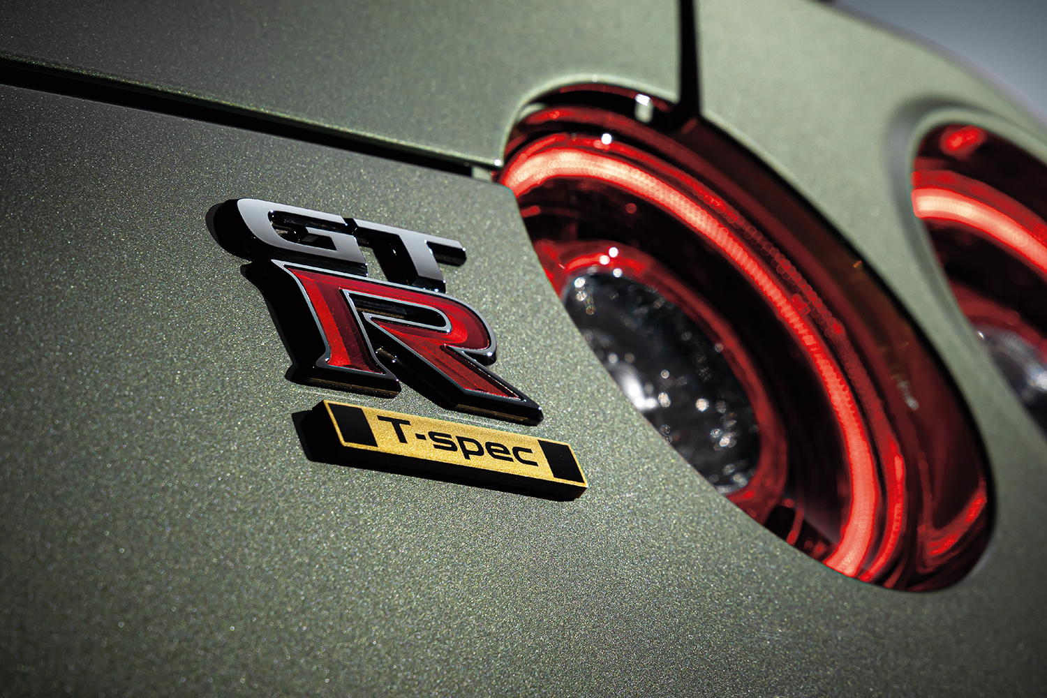 高性能モデルに使われがちな「R」「RS」「Z」「GT」「X」！