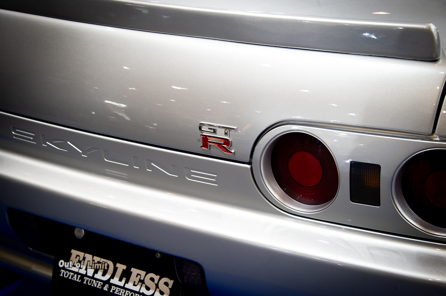 エンドレスのR32 GT-Rのリヤ 〜 画像9