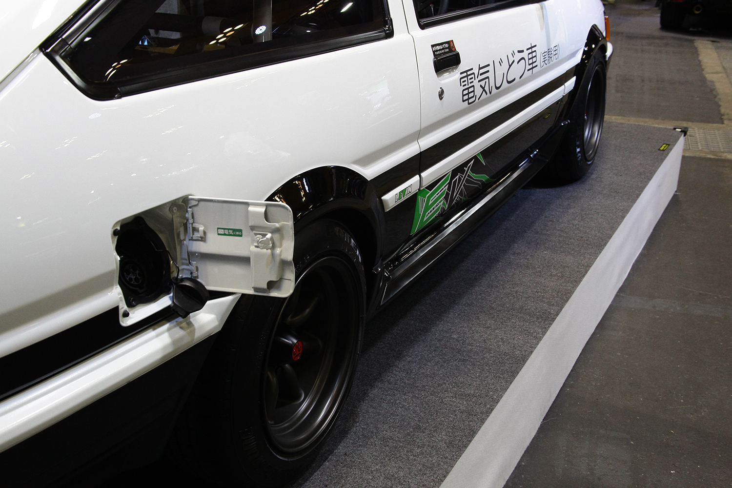 大阪オートメッセ2023のTOYOTA GAZOO Racingブースに展示される3台のAE86 〜 画像5