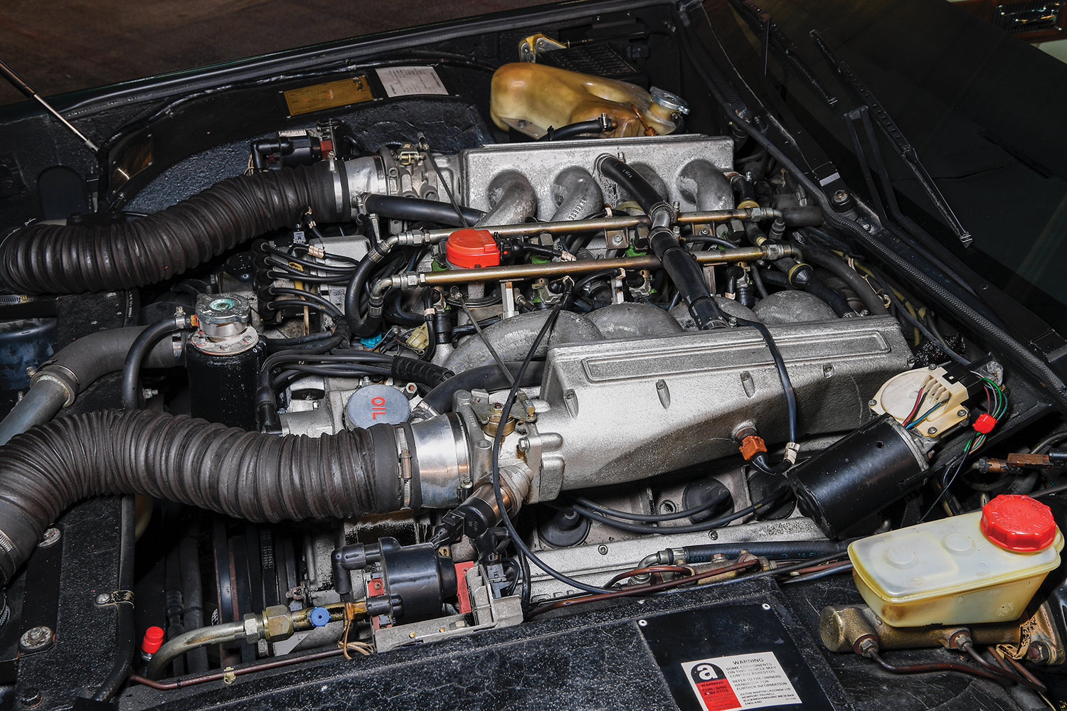 アストンマーティン・ラゴンダ・シリーズ４のエンジン