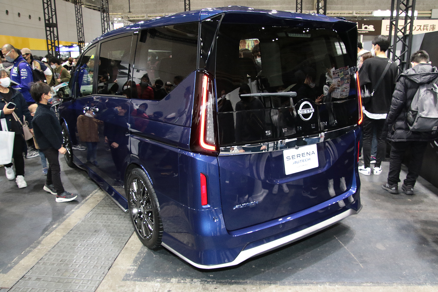 日産が新型「セレナオーテック」をさらにカスタマイズした「セレナオーテックカスタマイズド」を参考出品! | 自動車情報・ニュース WEB CARTOP
