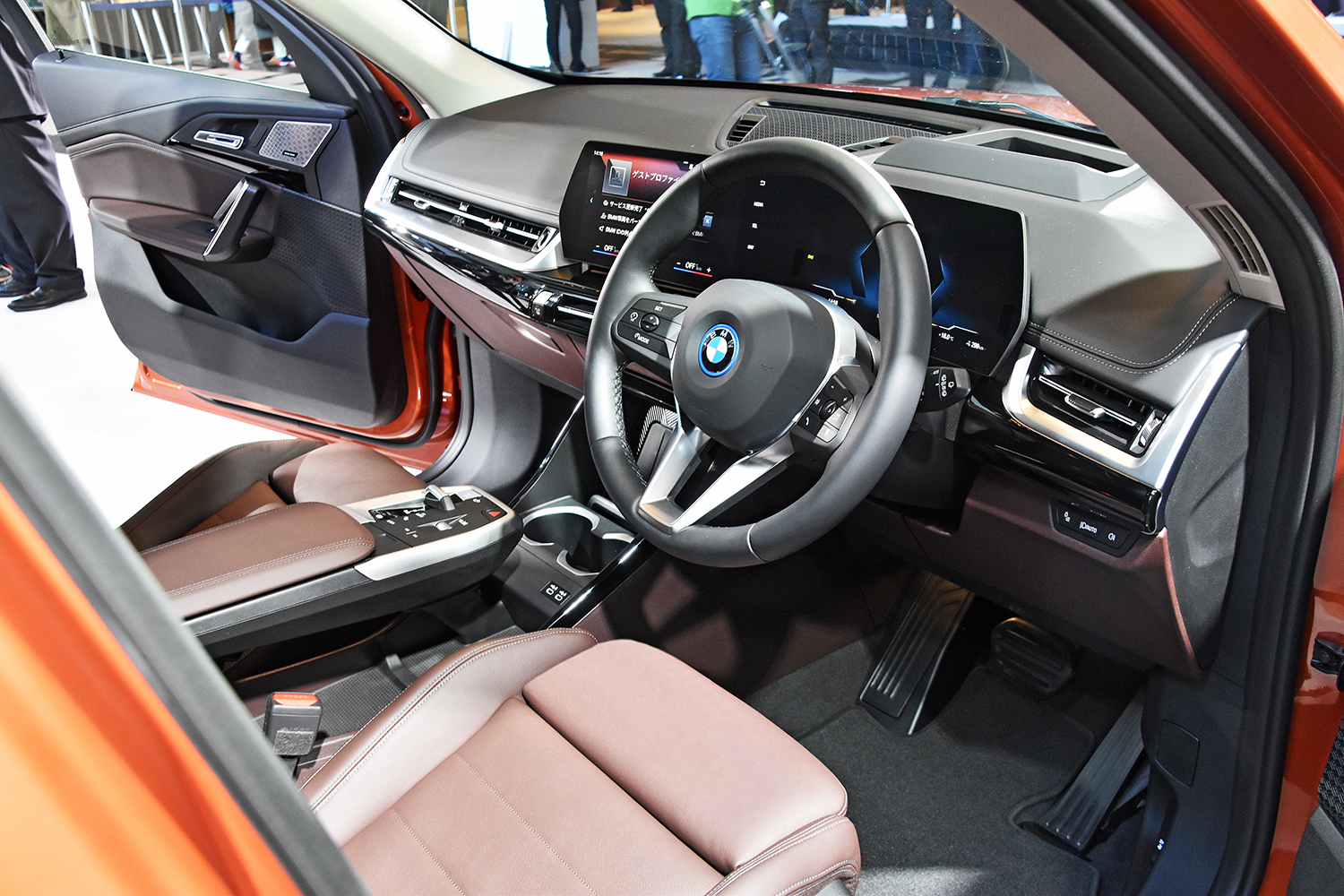BMW・iX1 xDrive30 xLineのインパネ周り