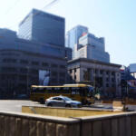 【画像】いまだディーゼルが主流の日本の路線バスは大丈夫か？　韓国のソウルで驚いた「電気自動車バス」の台頭 〜 画像1
