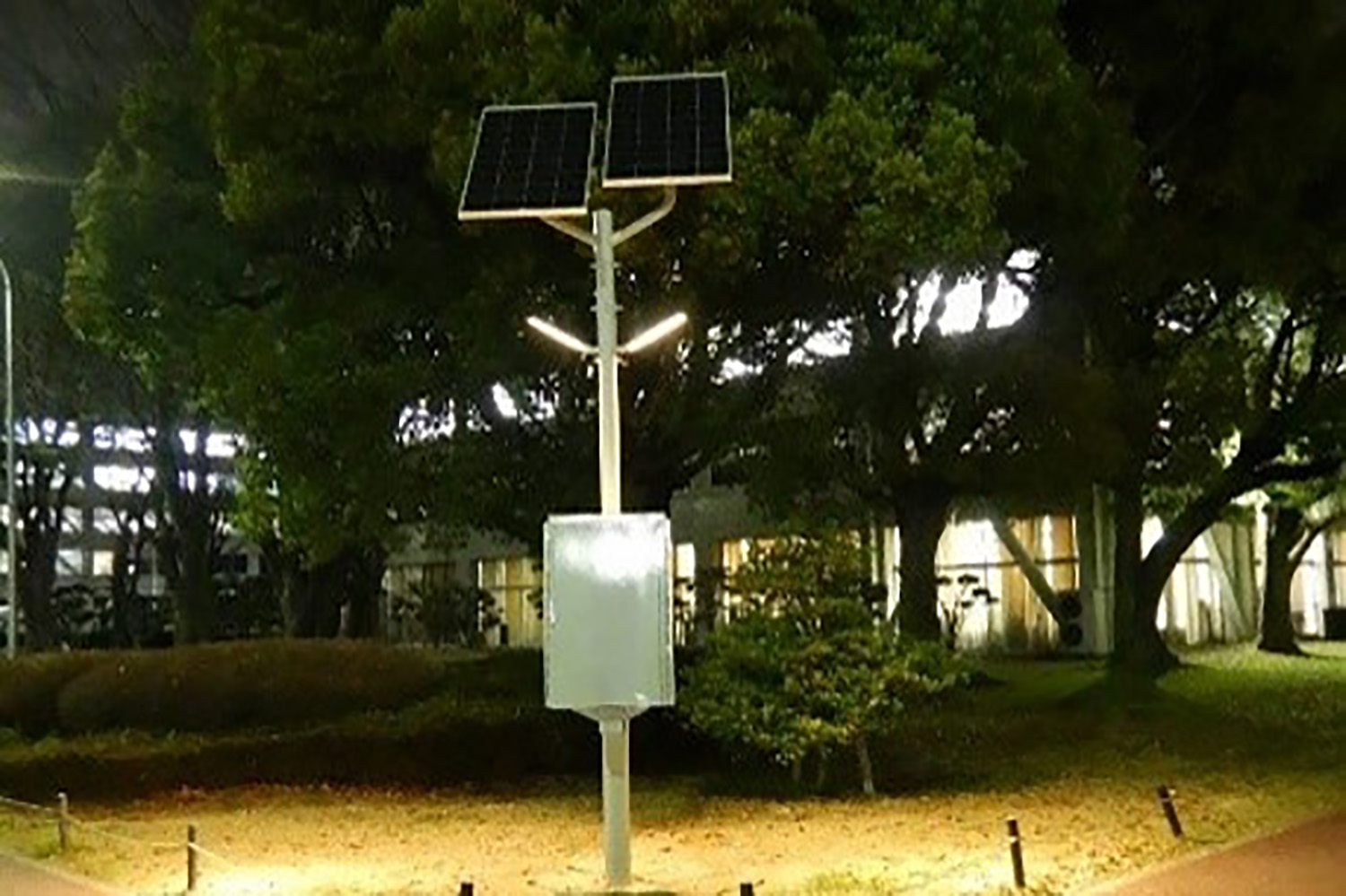 三菱自動車が電動車の使用済みバッテリーを活用した自律型街路灯の実証実験を開始 〜 画像2