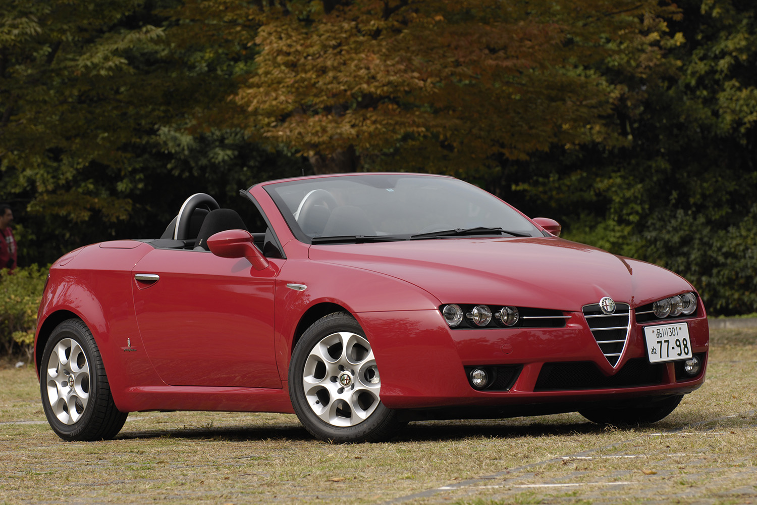 オープンカーも美しいアルファロメオの歴代モデルをピックアップ | 自動車情報・ニュース WEB CARTOP - 2ページ目