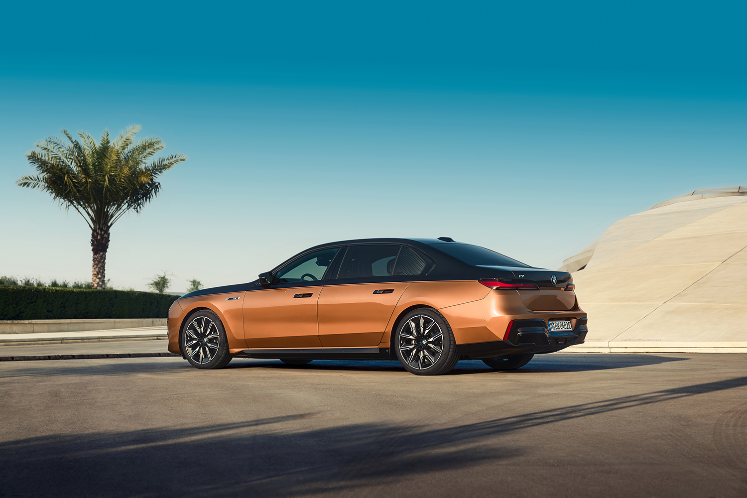 BMW「 i7 eDrive50」とシリーズ初のMモデル「i7 M70 xDrive」が登場 〜 画像4