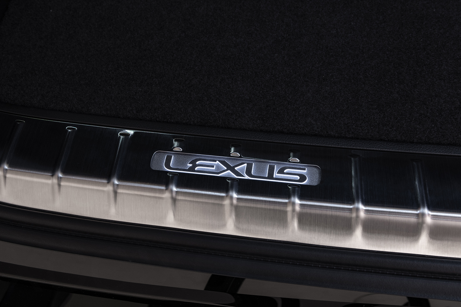 レクサスが北米専用の新型SUV「TX」を発表 〜 画像10
