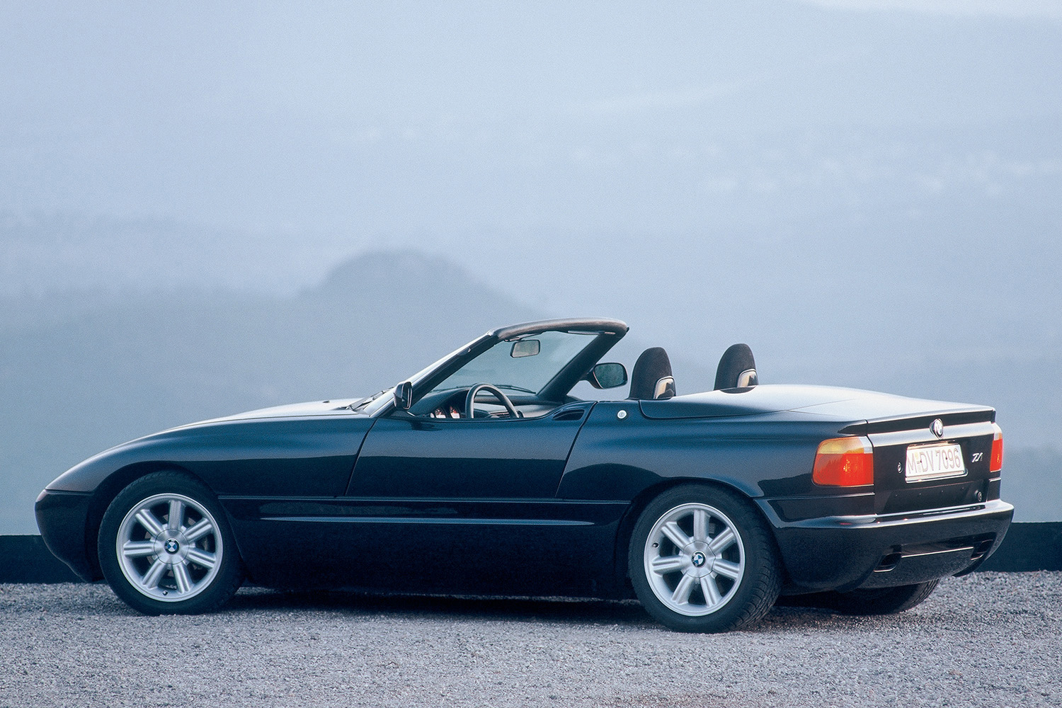 BMWの未来が託された「Z1」という奇抜すぎたロードスター 〜 画像16
